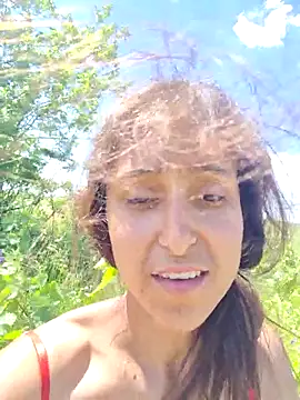 Snapshot of Linda_Minda chatting on May 2026 12:11:01 PM Linda Minda online show from May 2026 12:11:01 PM