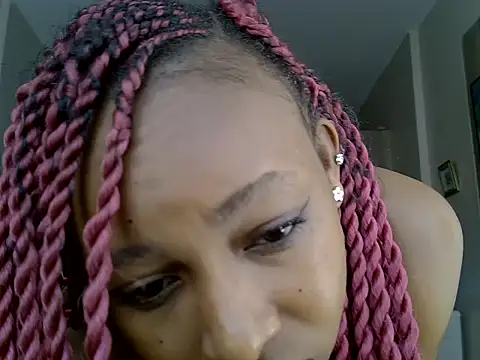 Snapshot of cocolaurah chatting on June 2026 11:37:01 AM cocolaurah online show from June 2026 11:37:01 AM
