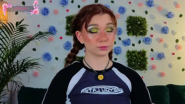 justmeavery online show from May 2026 01:00:02 AM