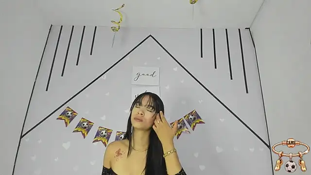 AmaiaHarpper online show from June 2026 12:32:01 PM