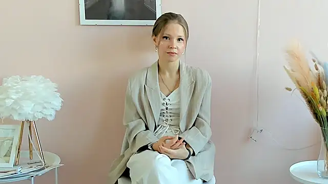 CristiRedpath online show from May 2026 07:47:01 AM