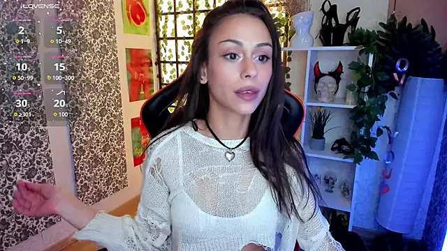 Petite Moly online show from June 2026 08:48:01 AM