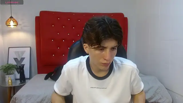 Marcoviolet online show from July 2026 03:44:02 AM