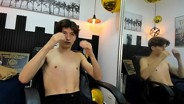 Marcoviolet online show from May 2026 09:00:01 PM