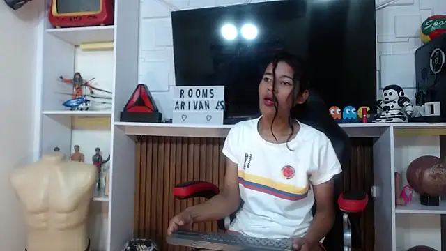  QueenMarilyn online show from June 2026 07:41:02 PM