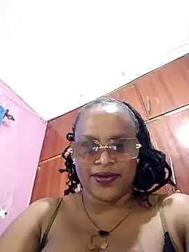 Snapshot of Melissafacts chatting on July 2026 11:33:01 AM Melissafacts online show from July 2026 11:33:01 AM