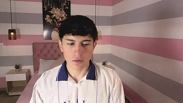 ryan valentino online show from July 2026 02:06:01 PM