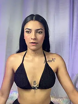 Saracortess online show from July 2026 10:02:02 PM