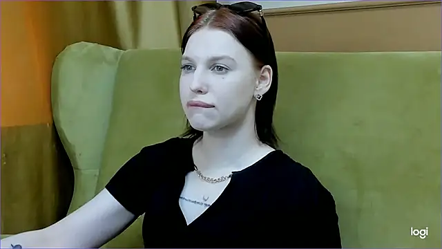 Snapshot of Nora_Finch chatting on June 2026 10:05:01 AM Nora Finch online show from June 2026 10:05:01 AM