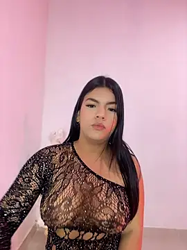 Dulce-Emi online show from May 2026 01:13:02 AM