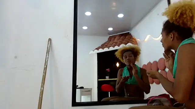 AshleySofiaThenison online show from July 2026 12:00:02 PM