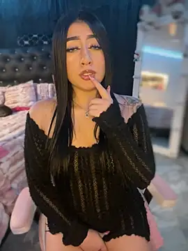 Snapshot of KittyKaee_ chatting on June 2026 06:54:01 AM KittyKaee online show from June 2026 06:54:01 AM