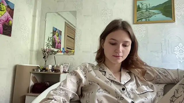Snapshot of HeIen_cute chatting on June 2026 03:34:01 AM HeIen cute online show from June 2026 03:34:01 AM