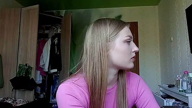 Snapshot of NorineGressett chatting on June 2026 03:13:01 PM NorineGressett online show from June 2026 03:13:01 PM