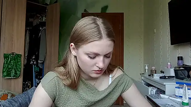 Snapshot of NorineGressett chatting on June 2026 03:35:02 PM NorineGressett online show from June 2026 03:35:02 PM