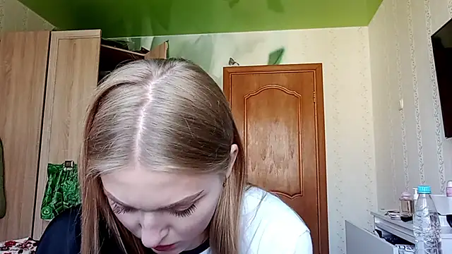 Snapshot of NorineGressett chatting on June 2026 11:15:01 AM NorineGressett online show from June 2026 11:15:01 AM