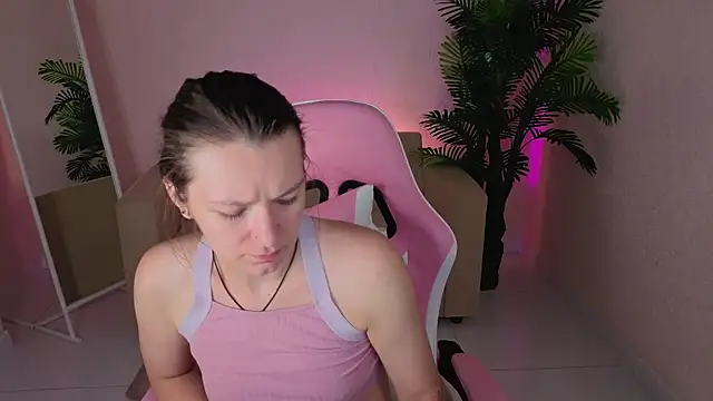 kira hatti online show from July 2026 01:17:02 AM