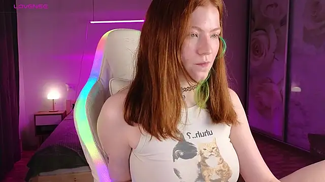 YourGingerCute online show from May 2026 12:22:02 PM