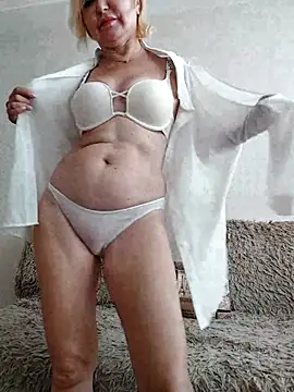 Snapshot of MilaLoveX chatting on July 2026 07:48:01 AM MilaLoveX online show from July 2026 07:48:01 AM