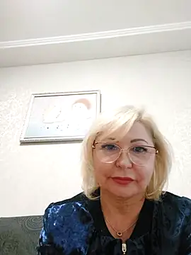 MilaLoveX online show from June 2026 02:06:02 PM