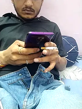 Dakuu A online show from July 2026 10:05:01 PM