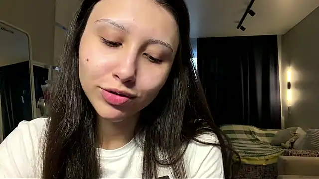 Snapshot of Alicekitty67 chatting on June 2026 02:06:01 PM Alicekitty67 online show from June 2026 02:06:01 PM