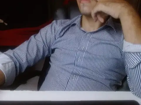 Snapshot of Fer_Ti chatting on June 2026 04:50:01 PM Fer Ti online show from June 2026 04:50:01 PM