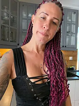 GermanMilfJasmin online show from July 2026 08:21:01 AM