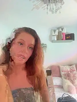 Snapshot of PoisonIvy_x chatting on June 2026 02:36:01 PM PoisonIvy x online show from June 2026 02:36:01 PM