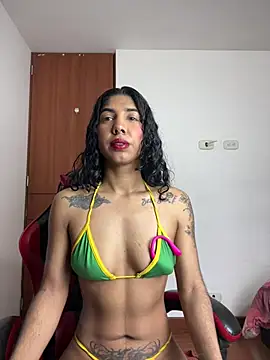 Snapshot of NassFit2 chatting on May 2026 06:09:01 PM NassFit2 online show from May 2026 06:09:01 PM
