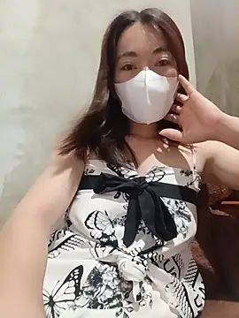 Snapshot of -Trinina- chatting on July 2026 02:07:02 PM -Trinina- online show from July 2026 02:07:02 PM