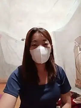 Snapshot of -Trinina- chatting on June 2026 03:39:02 PM -Trinina- online show from June 2026 03:39:02 PM