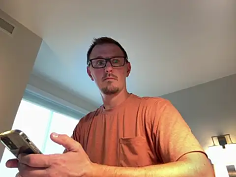 Hardpaul85 online show from June 2026 10:51:01 PM
