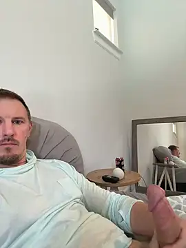 Hardpaul85 online show from June 2026 06:07:02 PM