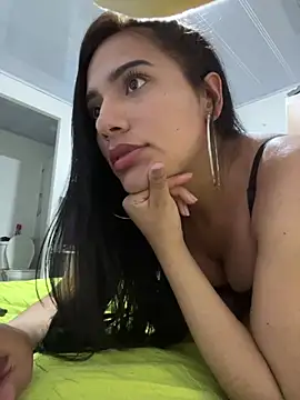 Caro Mildrey online show from June 2026 02:22:01 AM