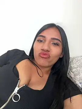 Caro Mildrey online show from June 2026 08:13:02 PM