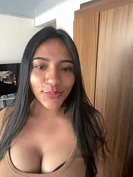 Caro Mildrey online show from June 2026 09:34:02 PM