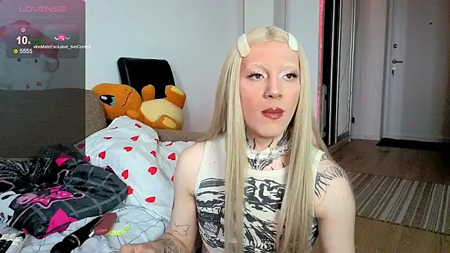 Chloecherry online show from June 2026 02:11:01 PM