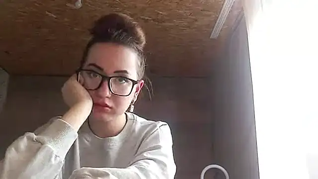 OliviaMoment online show from May 2026 09:26:02 AM
