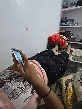 Swapcouple2 online show from June 2026 09:09:02 AM