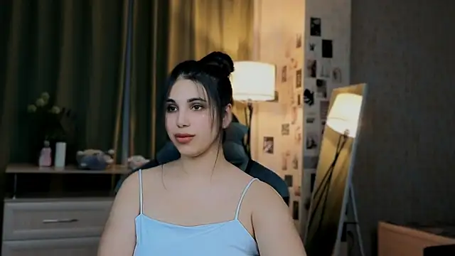 lipsyjanee online show from May 2026 07:19:02 PM
