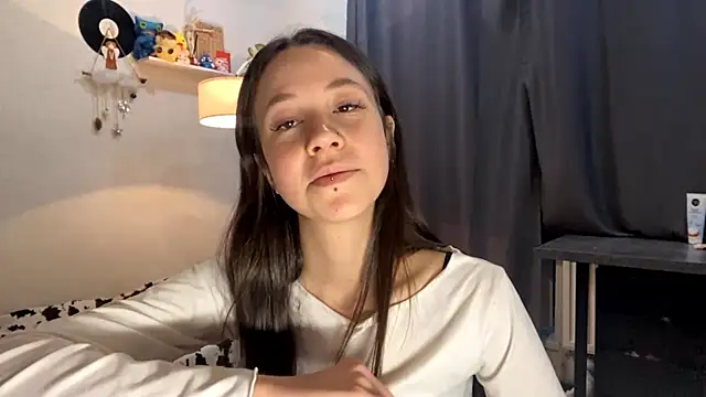 IraidaBatz online show from June 2026 05:23:02 PM