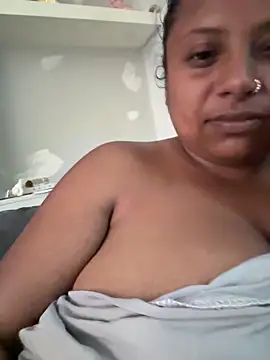 LittleMissGrippy online show from June 2026 03:28:02 PM