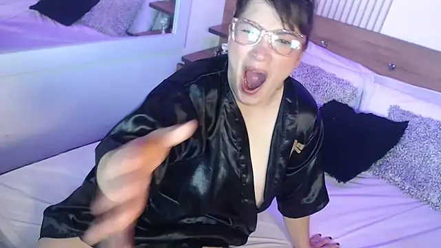 ValentinaGreyy online show from June 2026 12:05:02 AM