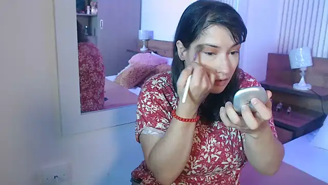 ValentinaGreyy online show from June 2026 10:00:01 PM