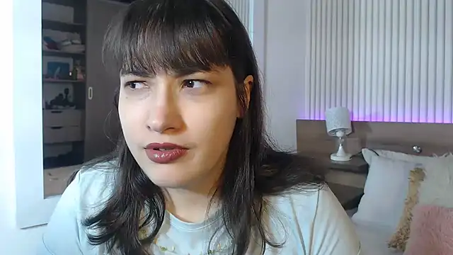 ValentinaGreyy online show from June 2026 10:31:02 PM
