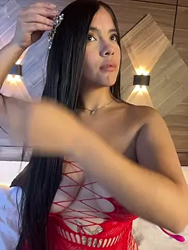 Lara petit online show from July 2026 10:10:01 PM