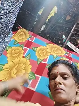 Snapshot of Cut_umang74 chatting on July 2026 10:39:02 PM Cut umang74 online show from July 2026 10:39:02 PM
