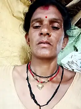 Snapshot of Cut_umang74 chatting on June 2026 10:04:02 AM Cut umang74 online show from June 2026 10:04:02 AM