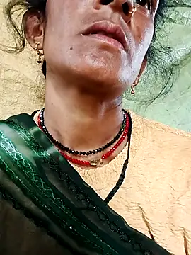 Snapshot of Cut_umang74 chatting on July 2026 06:46:02 AM Cut umang74 online show from July 2026 06:46:02 AM